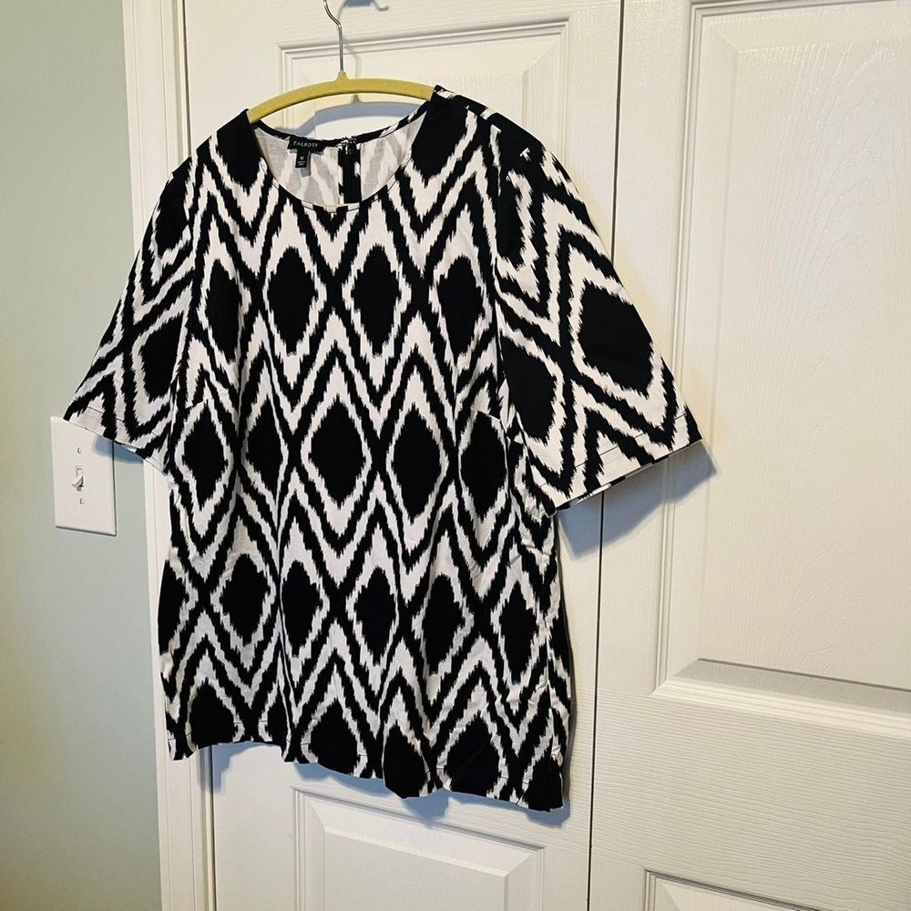TALBOTS Womens Size 10 Black White Cotton‎ Blouse Top Short Sleeve Popover